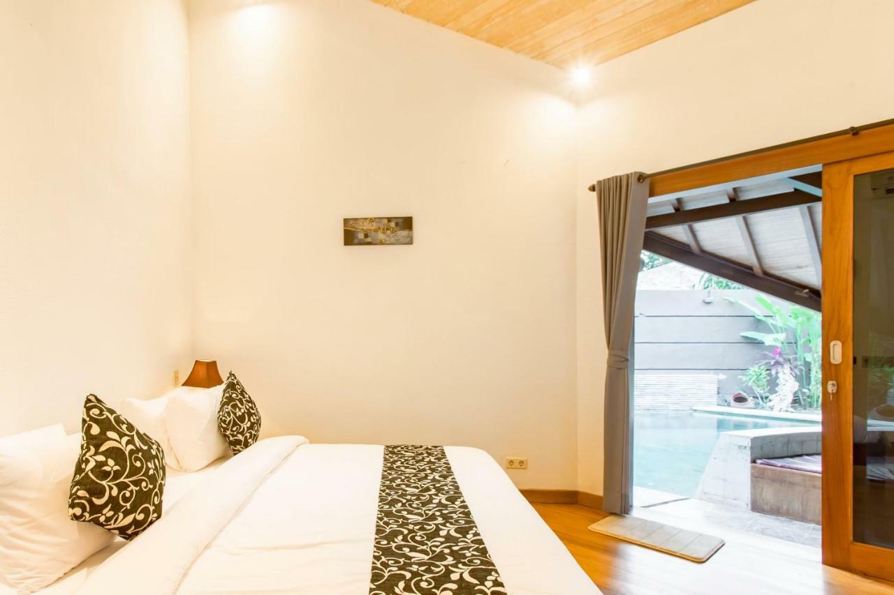 Seminyak Villa Kalyca Eksteriør bilde