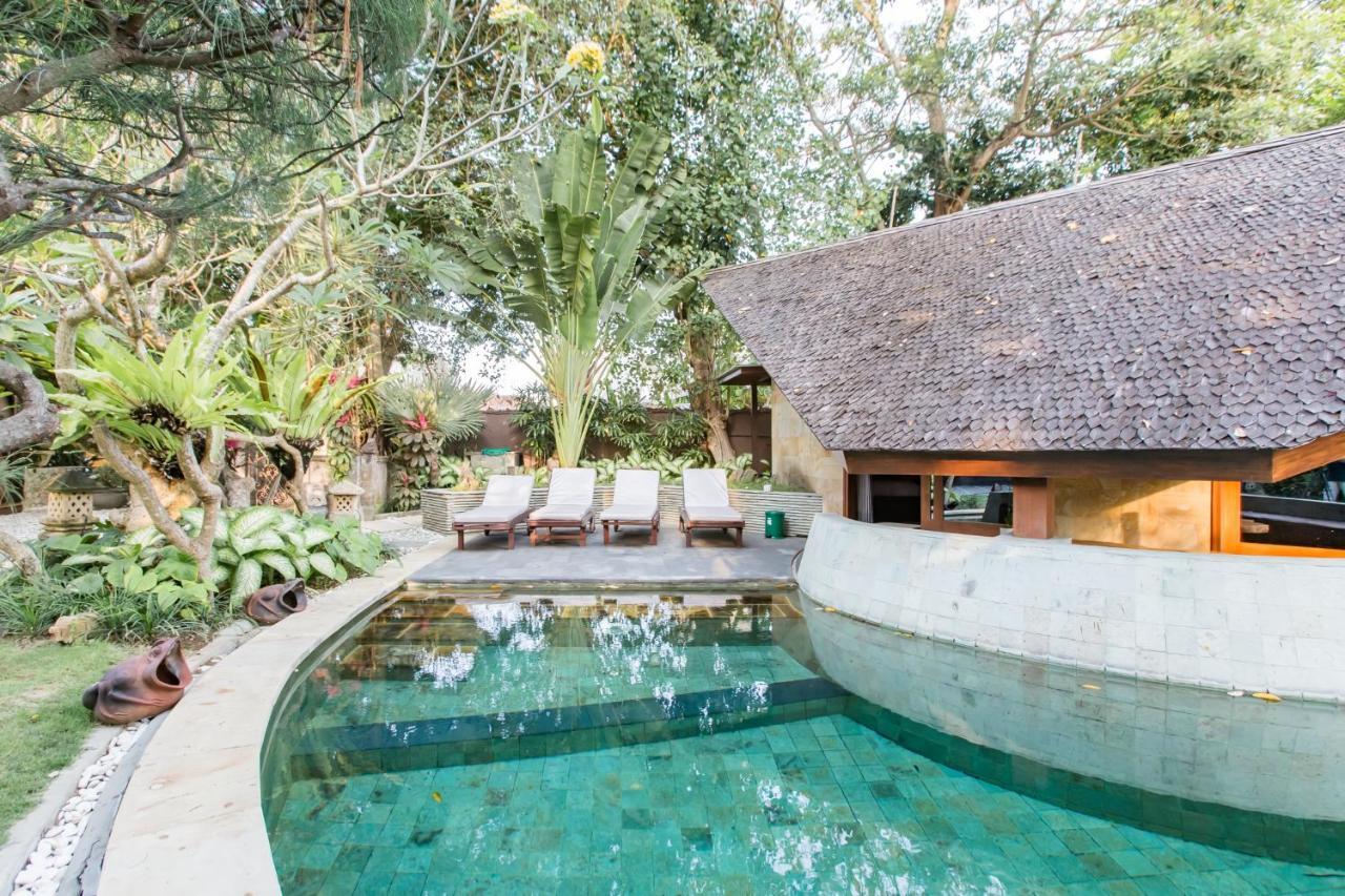 Seminyak Villa Kalyca Eksteriør bilde